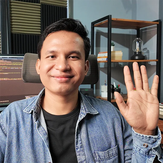 Bipul smiling and Saying hi